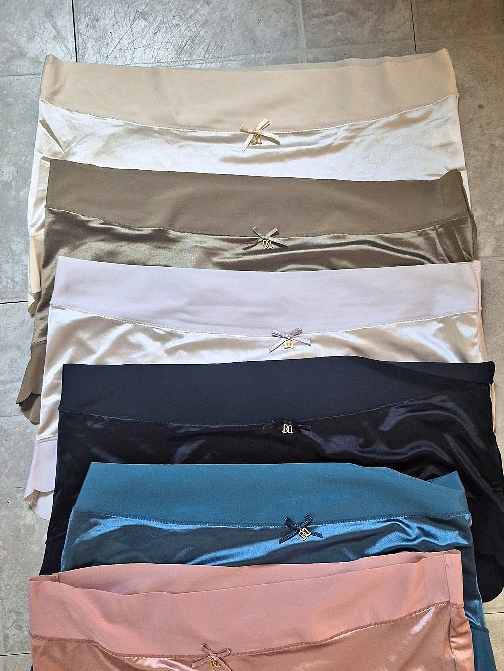 Intimissimi 6-Piece Silky Panty assorted Colors